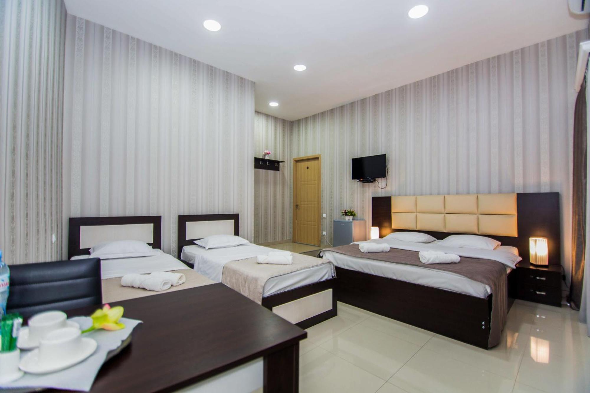 Hotel Care Inn Tbilisi Exterior foto