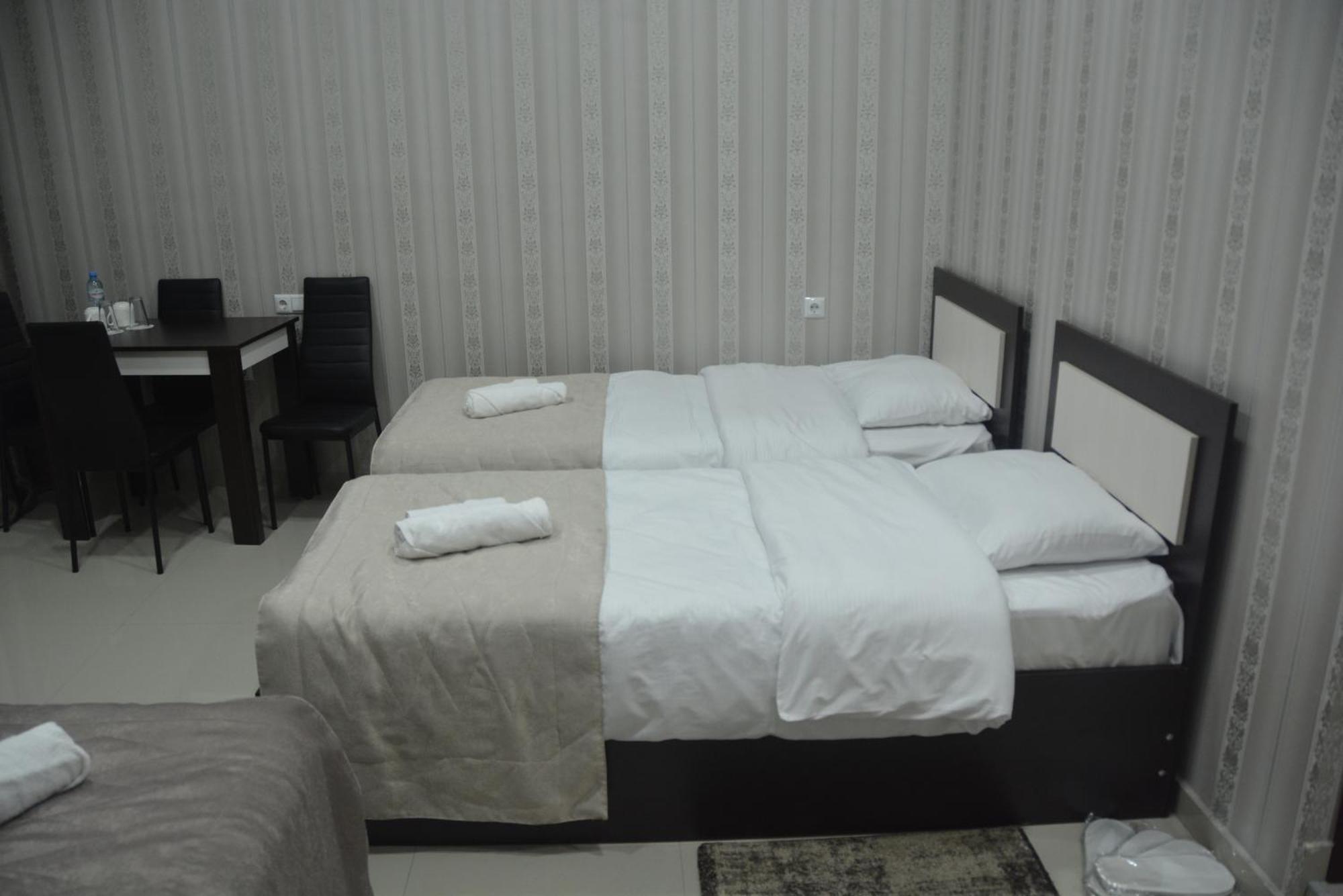 Hotel Care Inn Tbilisi Exterior foto